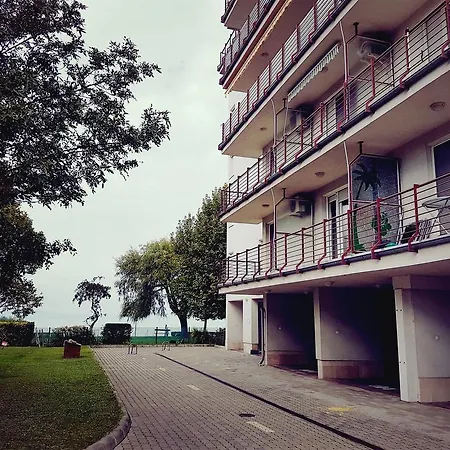 Emi Apartman *