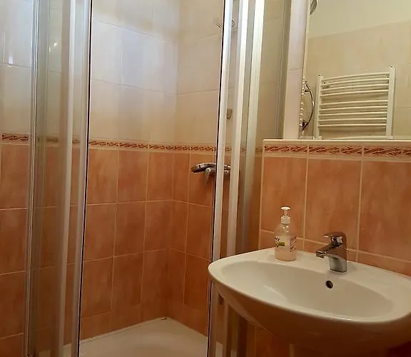 Emi Апартаменты *